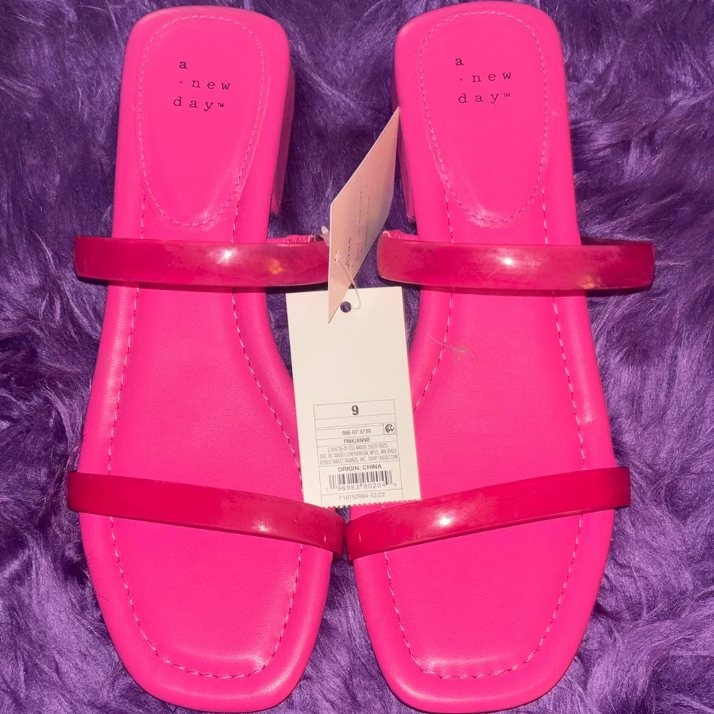 A New Day Women's Bright Pink Sandals - Picture 3 of 4